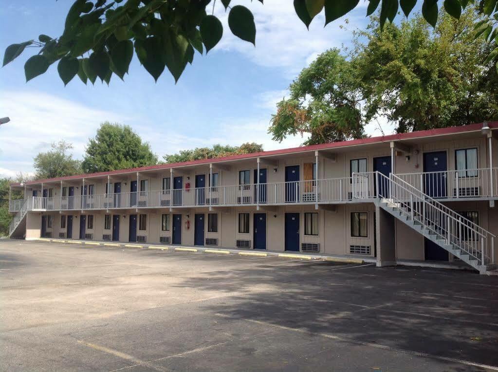 Hotel Petersburg Va I-95 & E Washington St エクステリア 写真